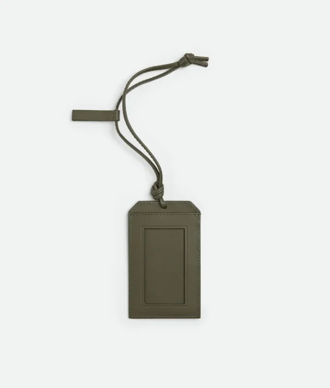 Porte-badge avec lanière