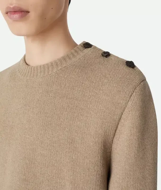Pull en laine compact