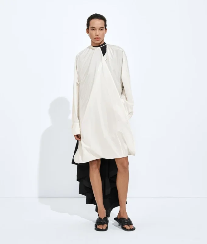 Robe caftan en laine légère