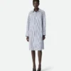 Robe en popeline de coton à fines rayures