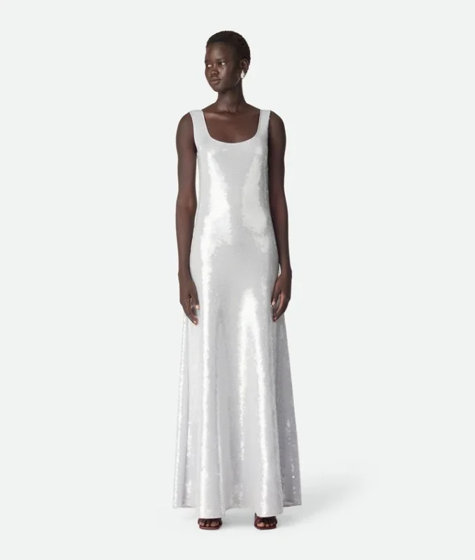 Robe légère en viscose à paillettes Robe légère en viscose à paillettes