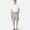 Short en cuir imprimé