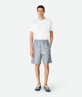 Short en cuir imprimé