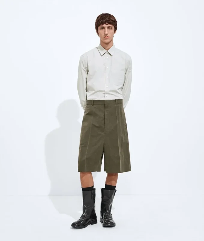 Short froissé en coton et soie