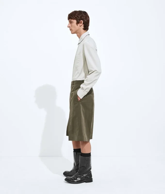 Short froissé en coton et soie