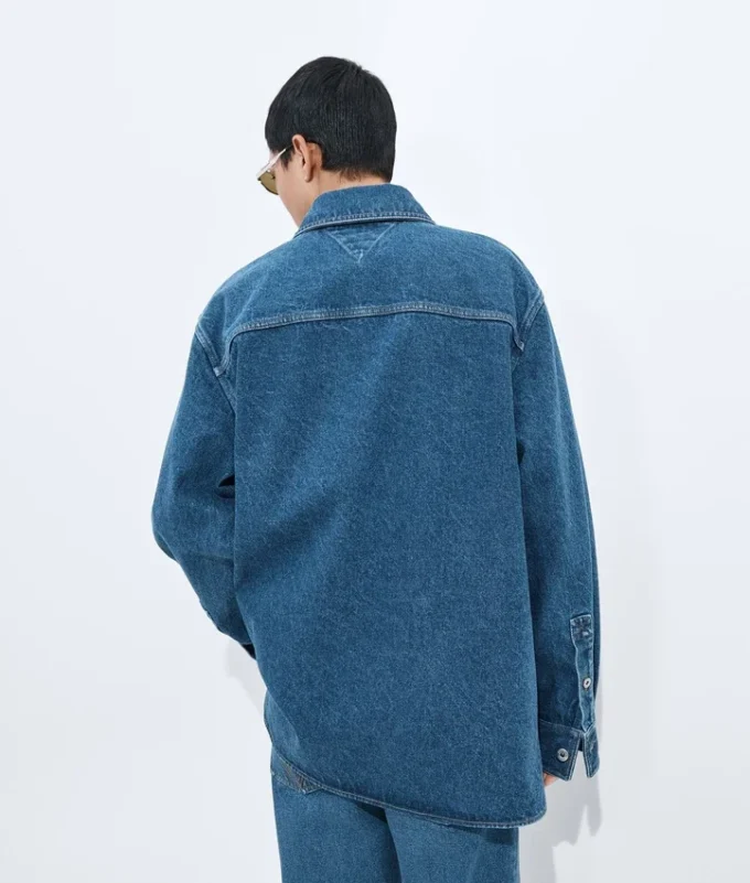 Surchemise en denim indigo moyen Surchemise en denim indigo moyen