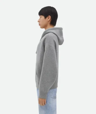 Sweat à capuche en cachemire